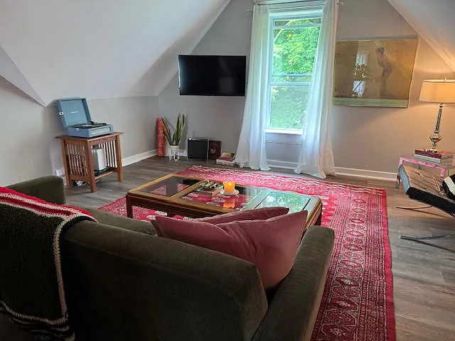 78 Duncan Ave #5 — Photo 32