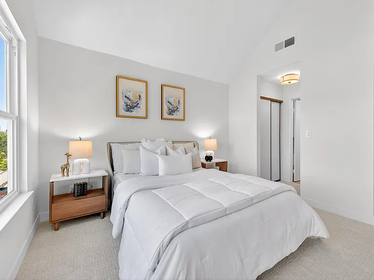 726 Buena Vista Pl — Photo 14
