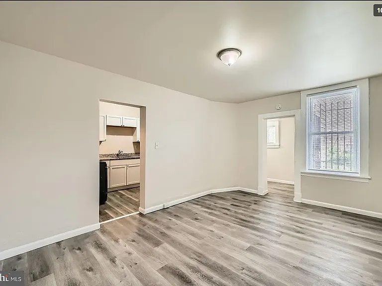 118 N Hilton St — Photo 9