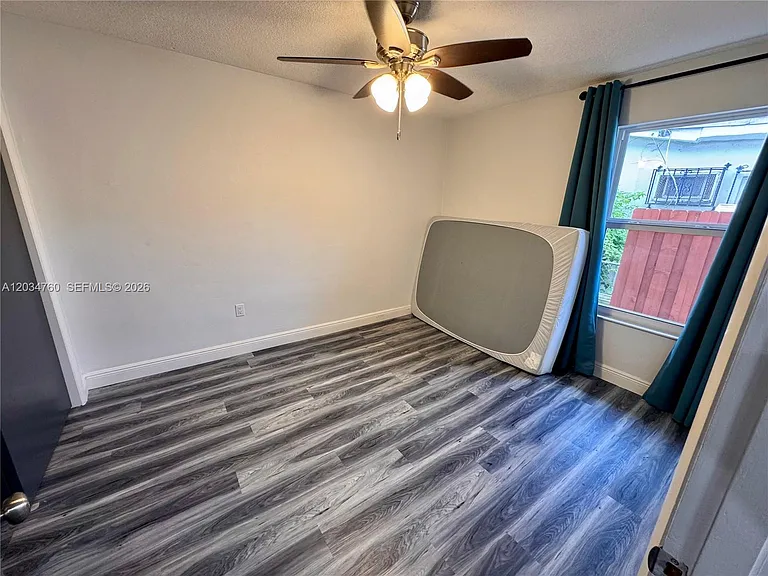 1158 NW 34th Ave #1 — Photo 12