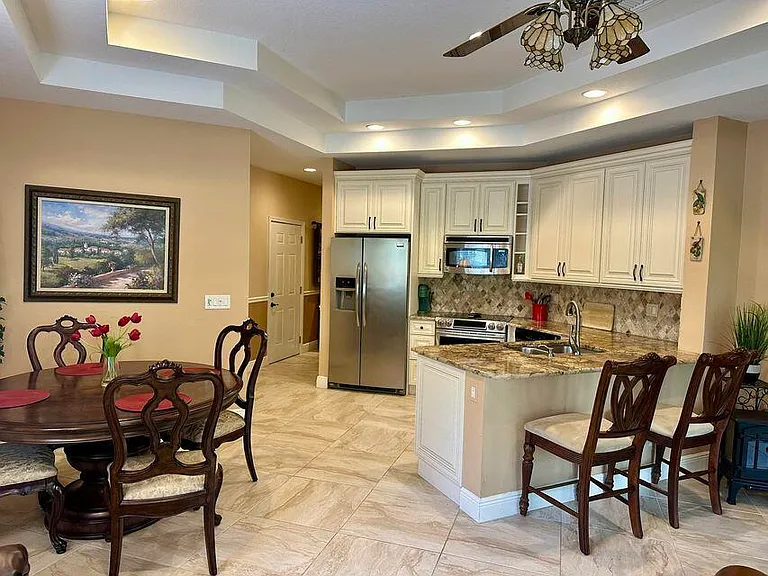 8952 Sandshot Ct #A — Photo 2