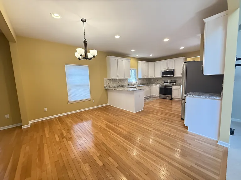 1588 Club House Ct — Photo 5