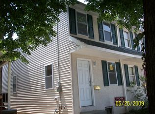 324 South St, Pottstown, PA 19464
