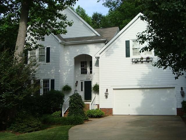 1st image of 1623 Saint Andrews Dr