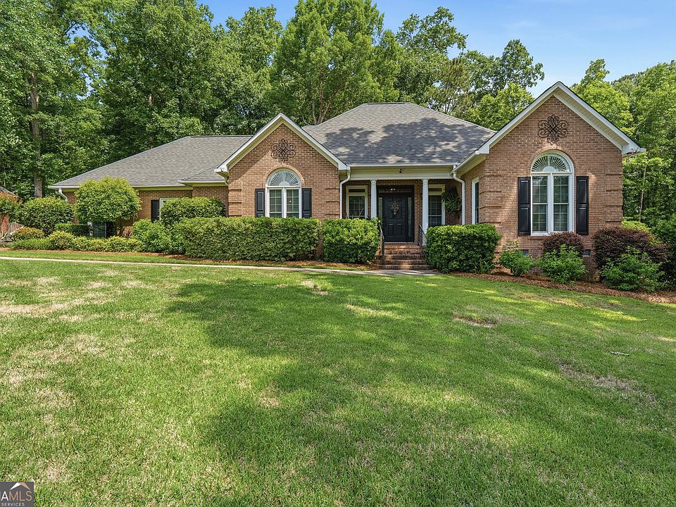1st image of 149 Cambridge Way