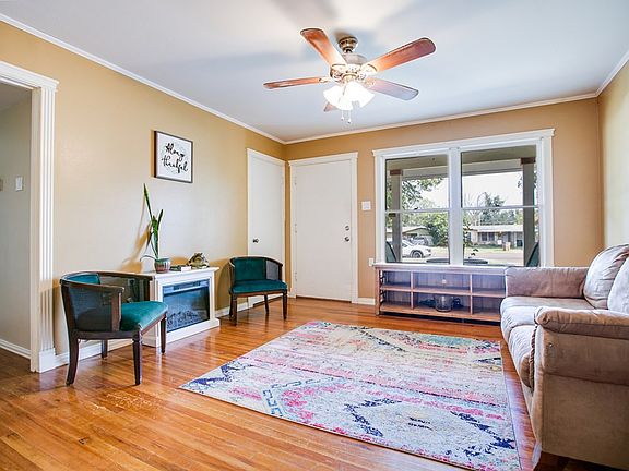 3rd image of 2704 W Beauregard Ave