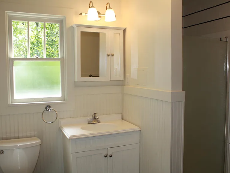 405 S Ballantine Rd — Photo 8
