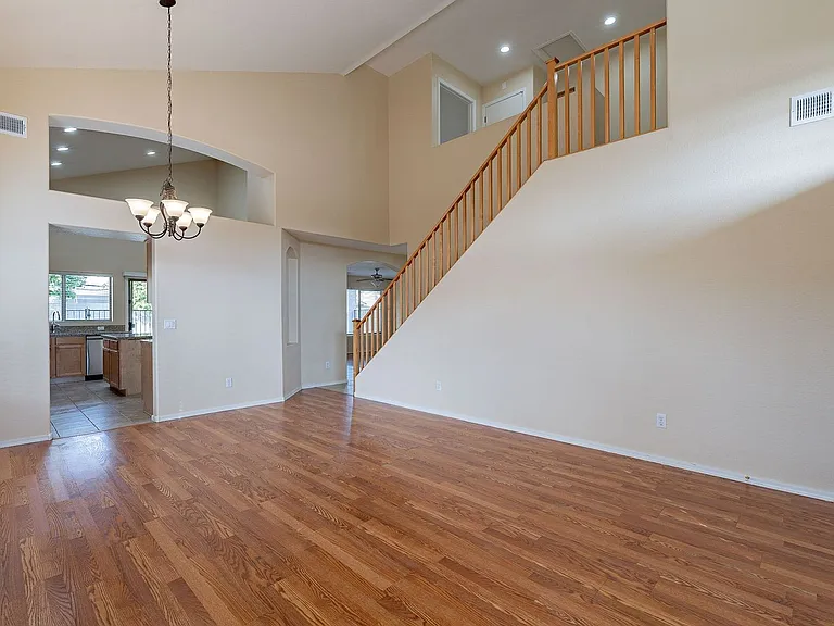 20434 N 92nd Ln — Photo 8