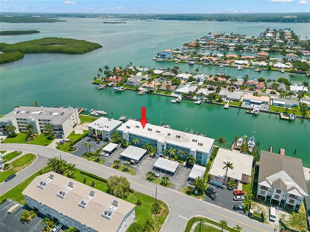 12405 3rd St E APT 202, Treasure Island, FL 33706 Zillow