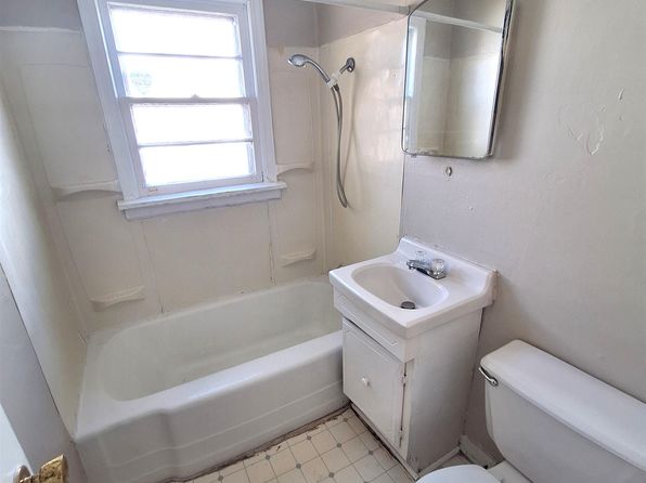 wichita-kansas-446684772 picture