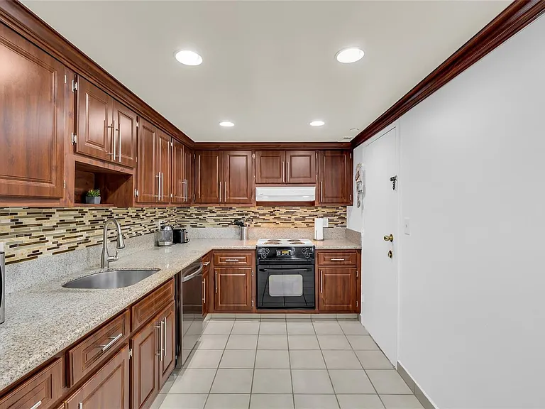 405 N Ocean Blvd #727 — Photo 15
