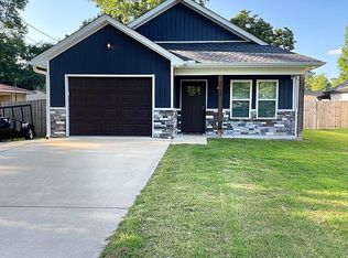 1925 W Sevier St, Benton, AR 72019