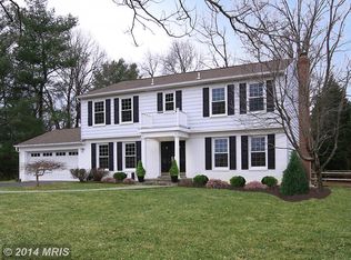928 Jaysmith St, Great Falls, VA 22066