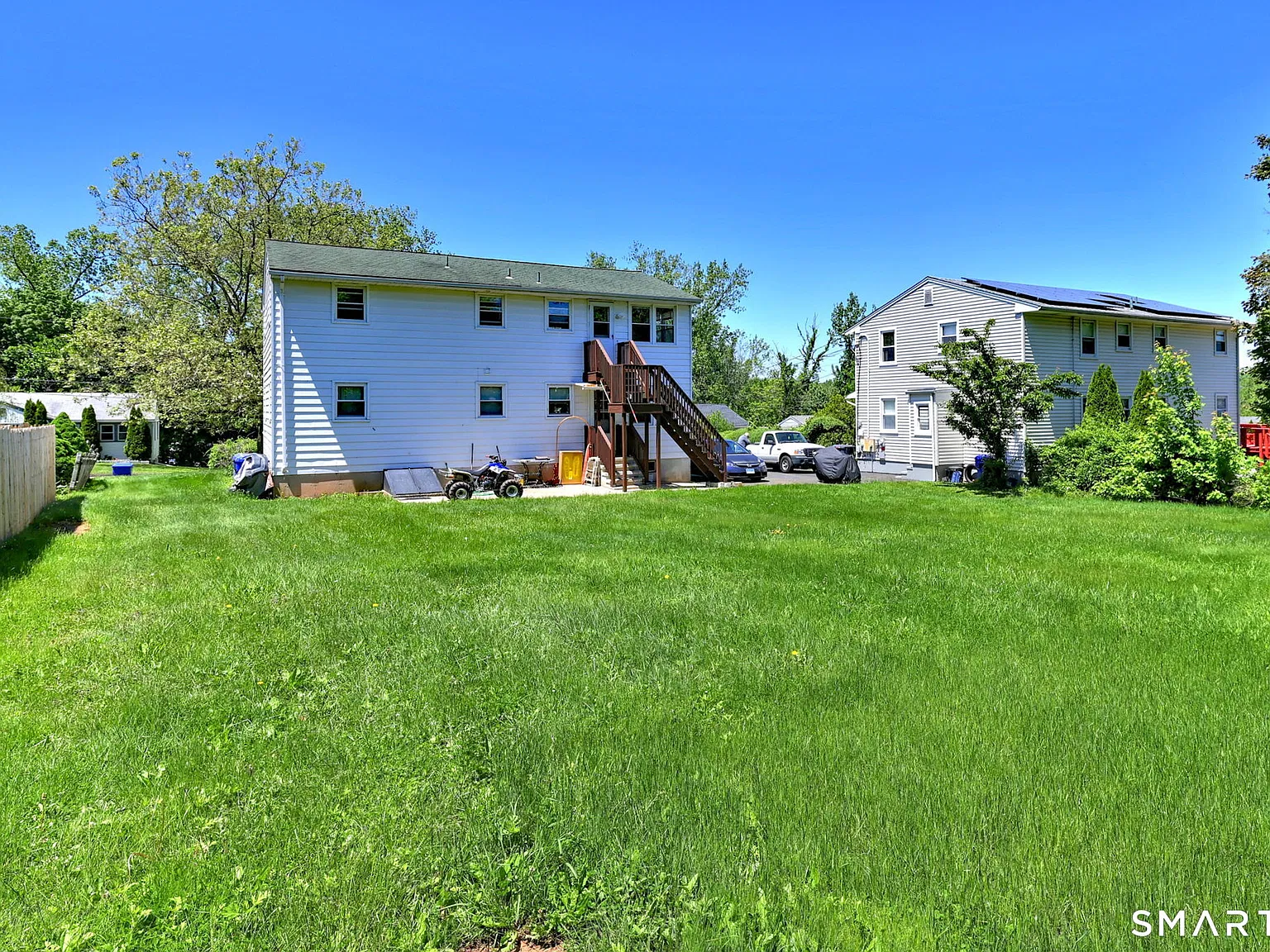 3 bed, 1.0 bath, 1040 sqft, $2,350 — Photo 3