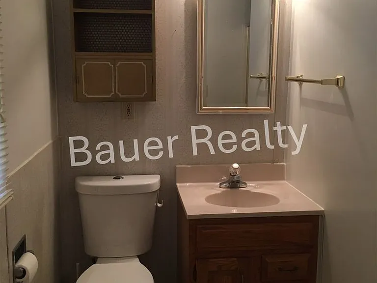 1111 Hale Ave — Photo 6