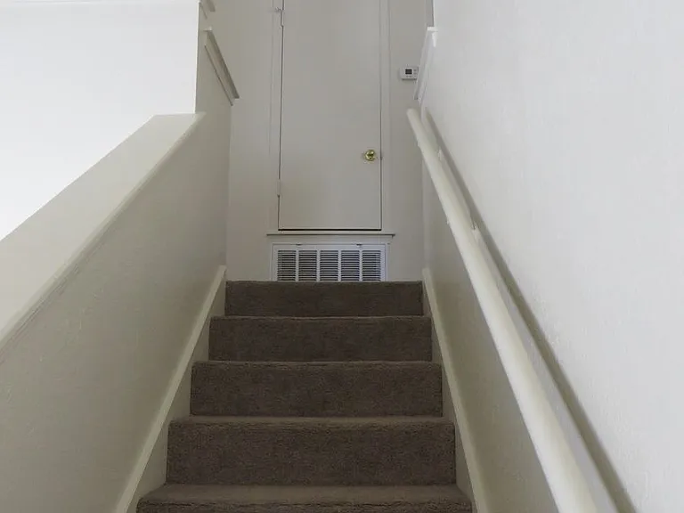 2217 Katy Ln — Photo 16