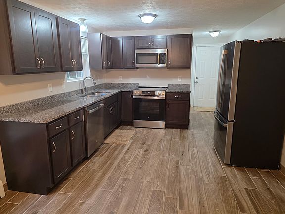 5th image of 651B River Rd