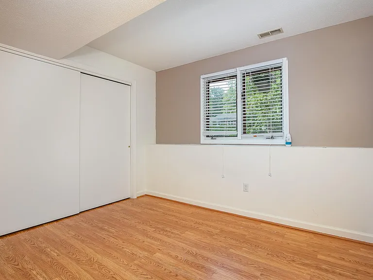 80 Lancaster Dr — Photo 19