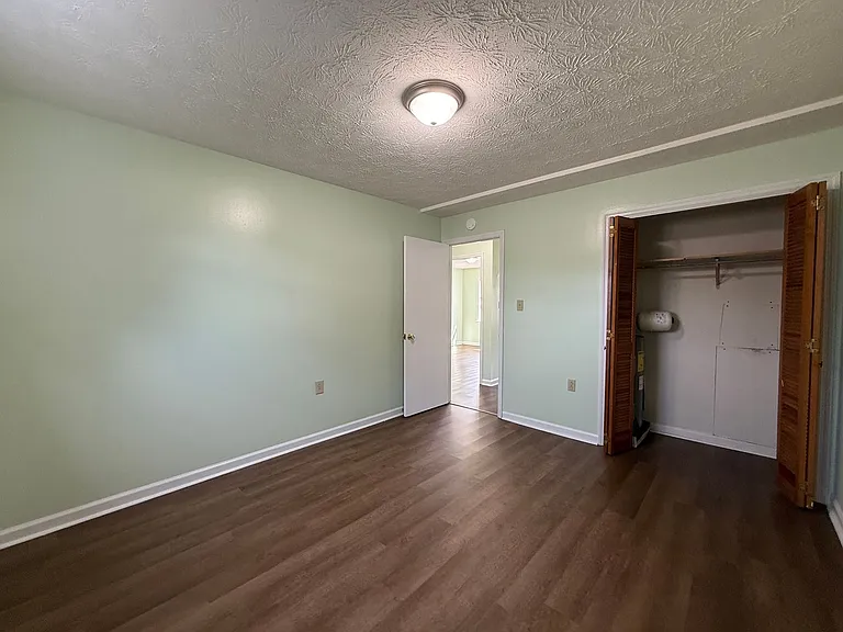 262 S Rufe Taylor Rd — Photo 7