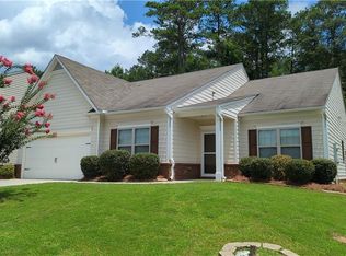 6066 Heisler St, Rex, GA 30273