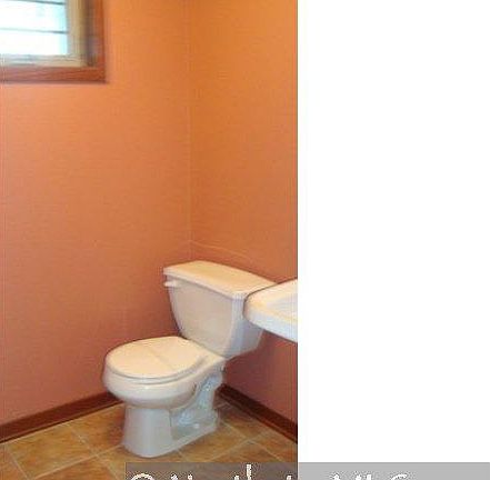 2nd image of 1120 Horseshoe Lane