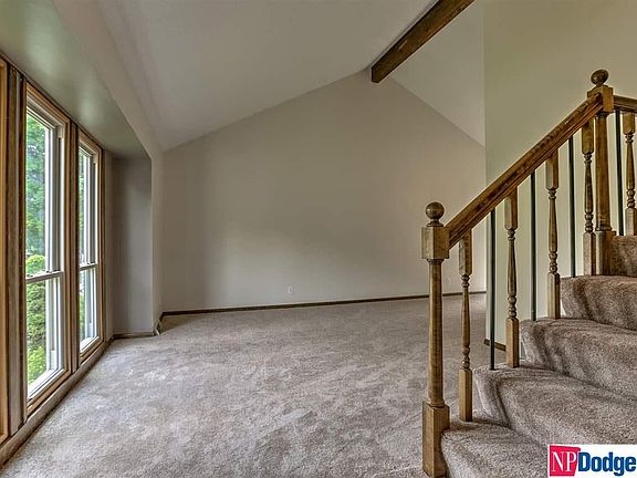 4th image of 15138 Fieldcrest Dr