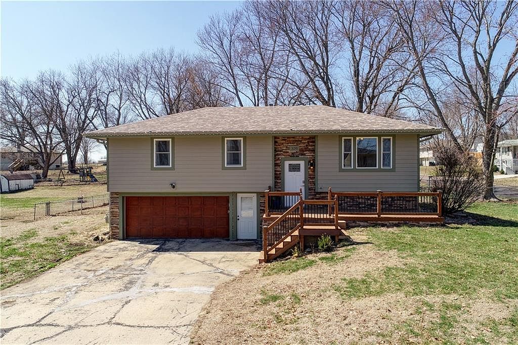 326 Gregory Dr, Gower, MO 64454 Zillow