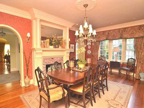 5th image of 1243 Alberta Dr