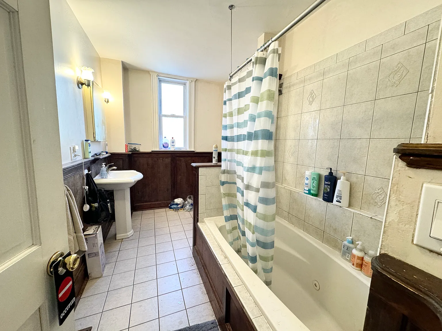 3 bed, $3,600 — Photo 2