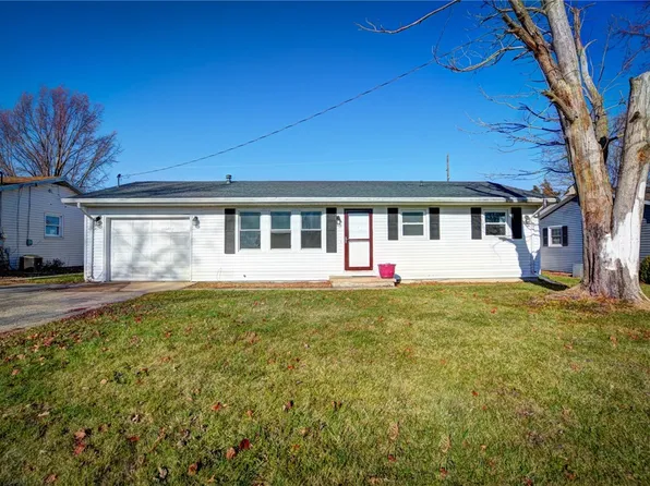 380 E Cook St, Macon, IL 62544