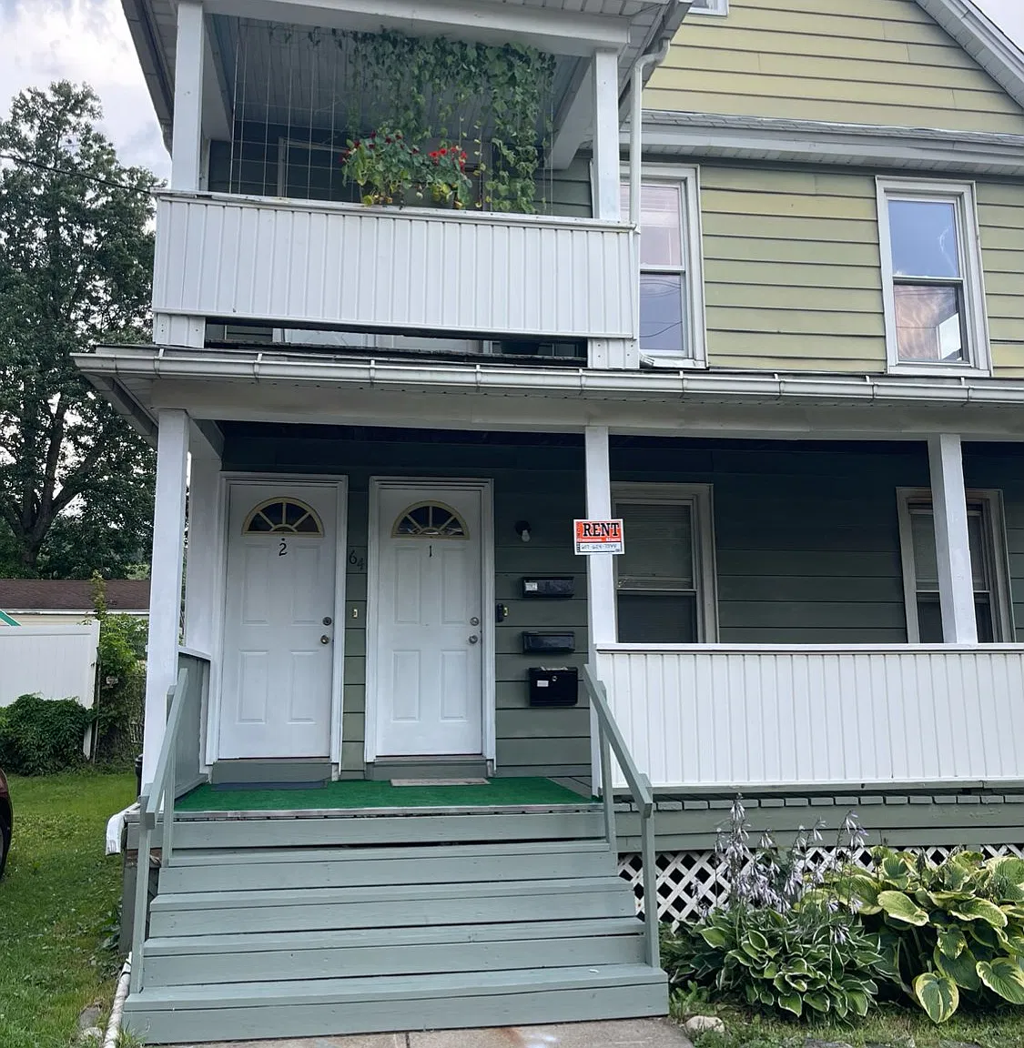 Nice 2nd floor 2 bed/1 bath apartment on Binghamton's (upper) Eastside! Nice area, great neighbors. — Photo 4