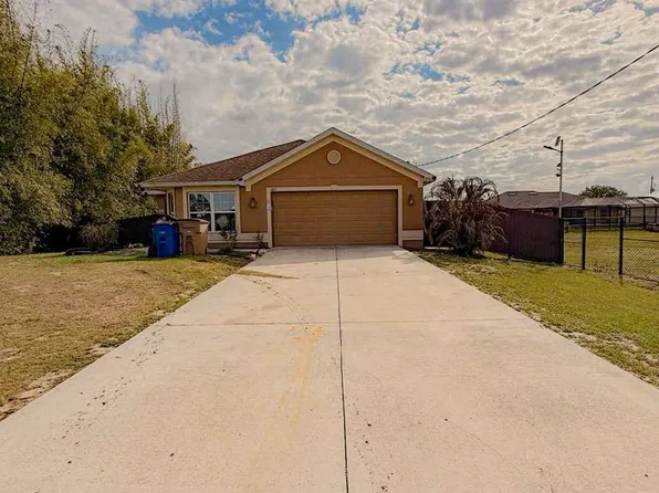 403 Muriel St, Lehigh Acres, FL 33972