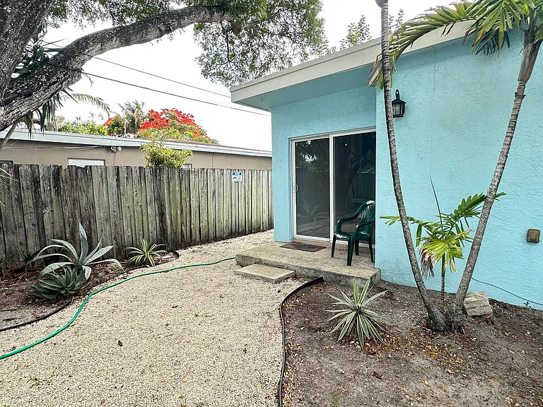 1329 NW 3rd Ave — Photo 5