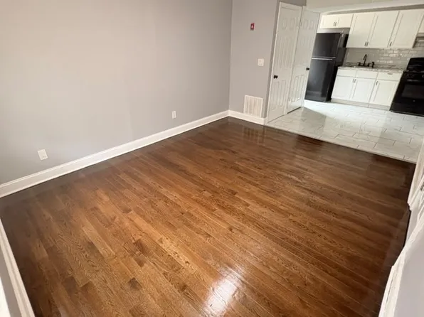 424 Ferry St #1L, New Haven, CT 06513