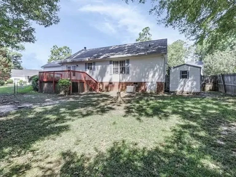 910 Sweet Thorne Rd — Photo 18