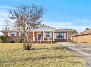 2021 Reuben Dr NE, Huntsville, AL 35811