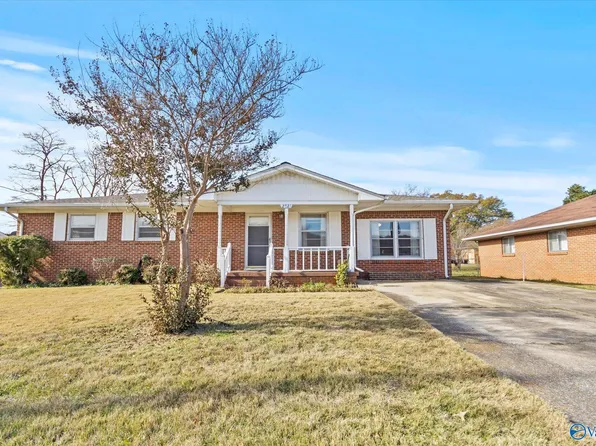2021 Reuben Dr NE, Huntsville, AL 35811