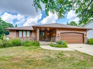 4610 Wood Thrush Dr, Parma, OH 44134