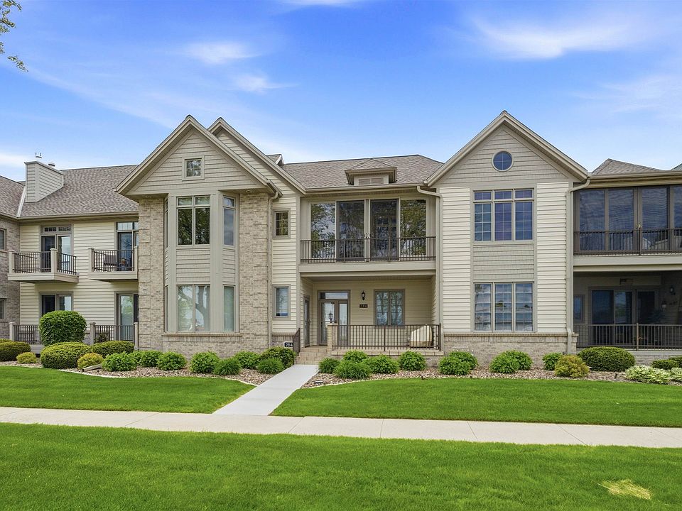1st image of 286 E Harbor View Dr