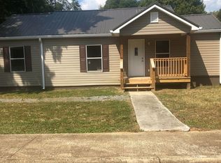 112 Fisher St, Athens, TN 37303