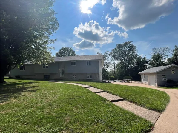 1318 Harrison Plz, Quincy, IL 62305