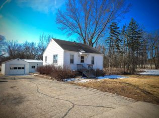 221 7th Ave NW, Waseca, MN 56093