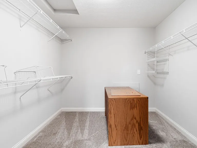 2497 Coltsbridge Dr — Photo 33