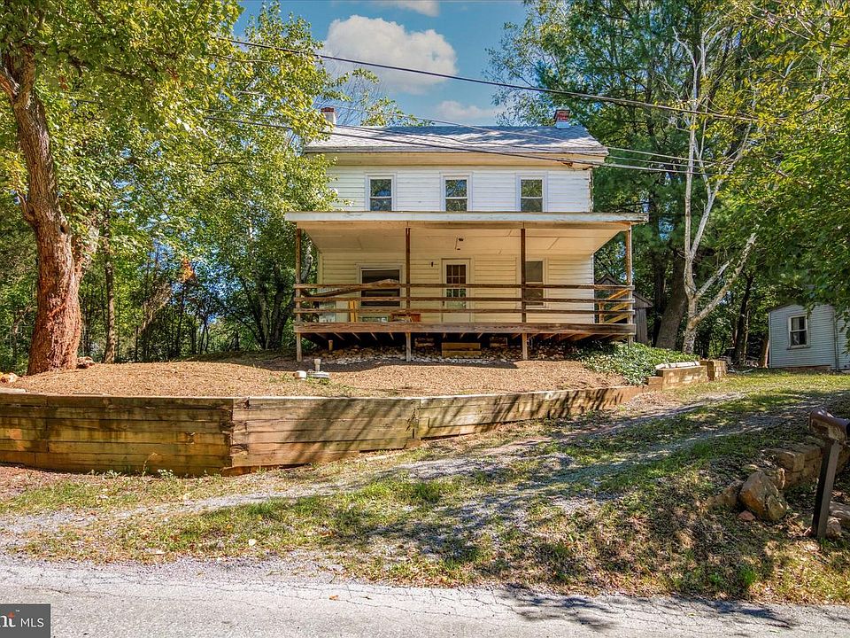 1st image of 924 Sheep Hill Rd