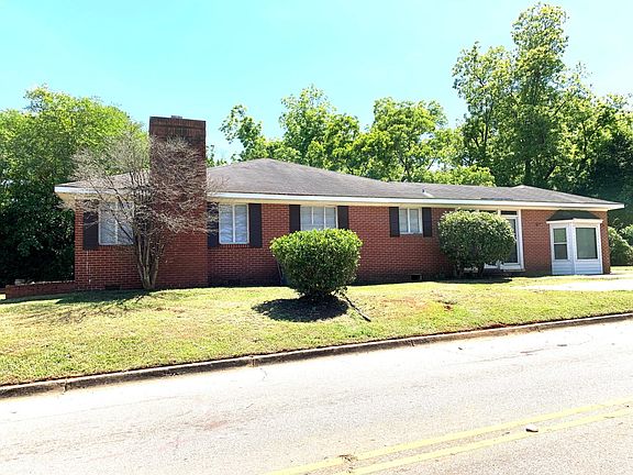 2nd image of 621 Federal Dr