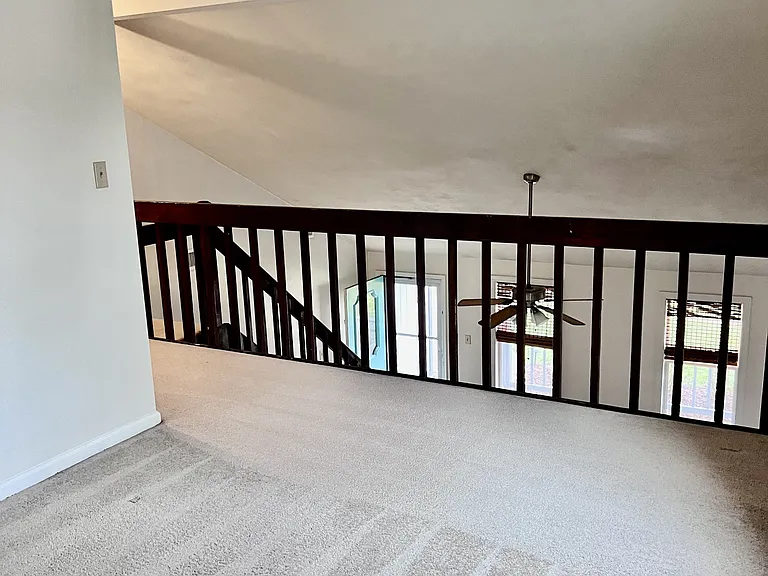 1568 Dylan Dr — Photo 17