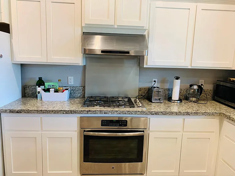 1135 Colorado Ct — Photo 4