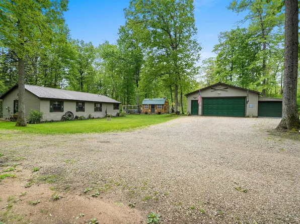 N10642 Delsart Ln, Crivitz, WI 54114