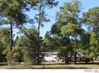 6825 W Green Acres St, Homosassa, FL 34446