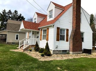 1005 S Center St, Grove City, PA